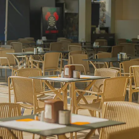 利波特厄吕代尼兹酒店 度假村